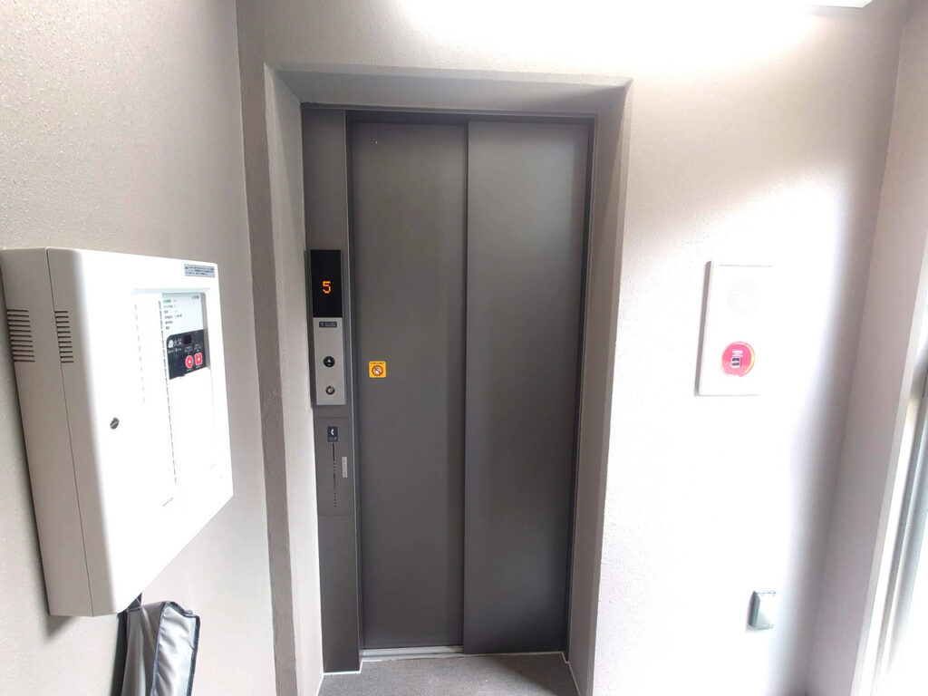urawa-tenant-elevator